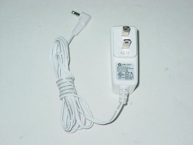 *Brand NEW*SUV-005-050-030-A2 5V 300mA AC Power Adapter